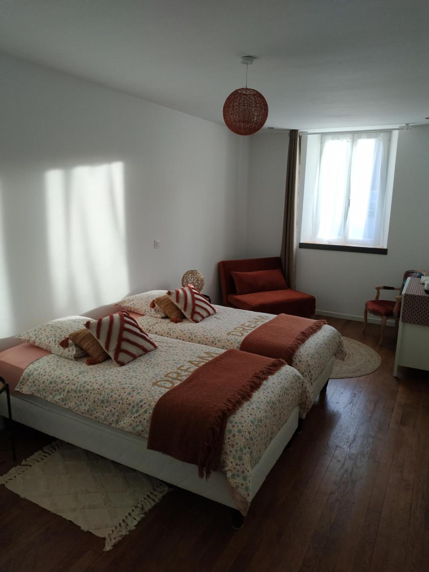 La Maison D Eole Saint-Sulpice-les-Champs Екстериор снимка